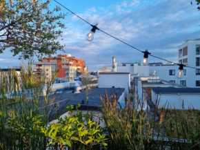 Modern Apartment with Sunny Terrace Chopin Airport